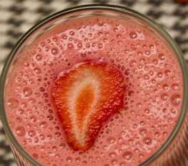 Smoothie/inghetata de capsuni