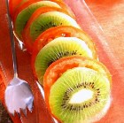 Salata de kiwi cu rosii