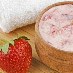 5 masti din ingrediente naturale pentru intinerirea tenului