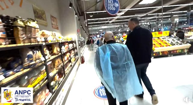 ANPC a găsit nereguli mari la Carrefour Băneasa. A închis și alte 45 de magazine cu fast-food